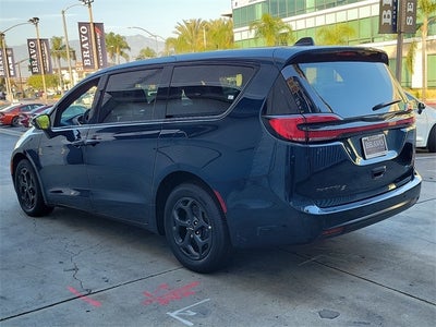 2023 Chrysler Pacifica Hybrid PACIFICA PLUG-IN HYBRID TOURING L